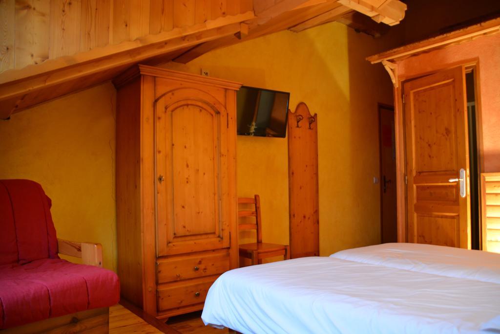 Hotel Alpis Cottia Монженевр Номер фото
